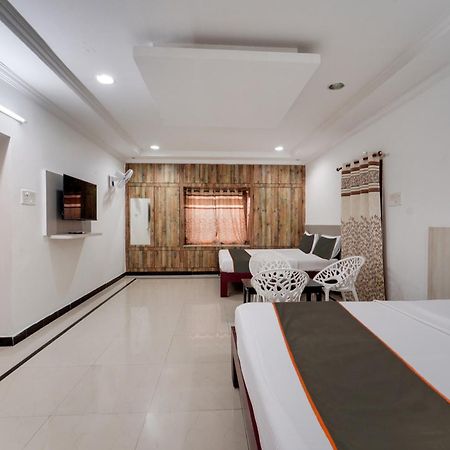 Collection O Mahika Homestay Tirupati Bagian luar foto
