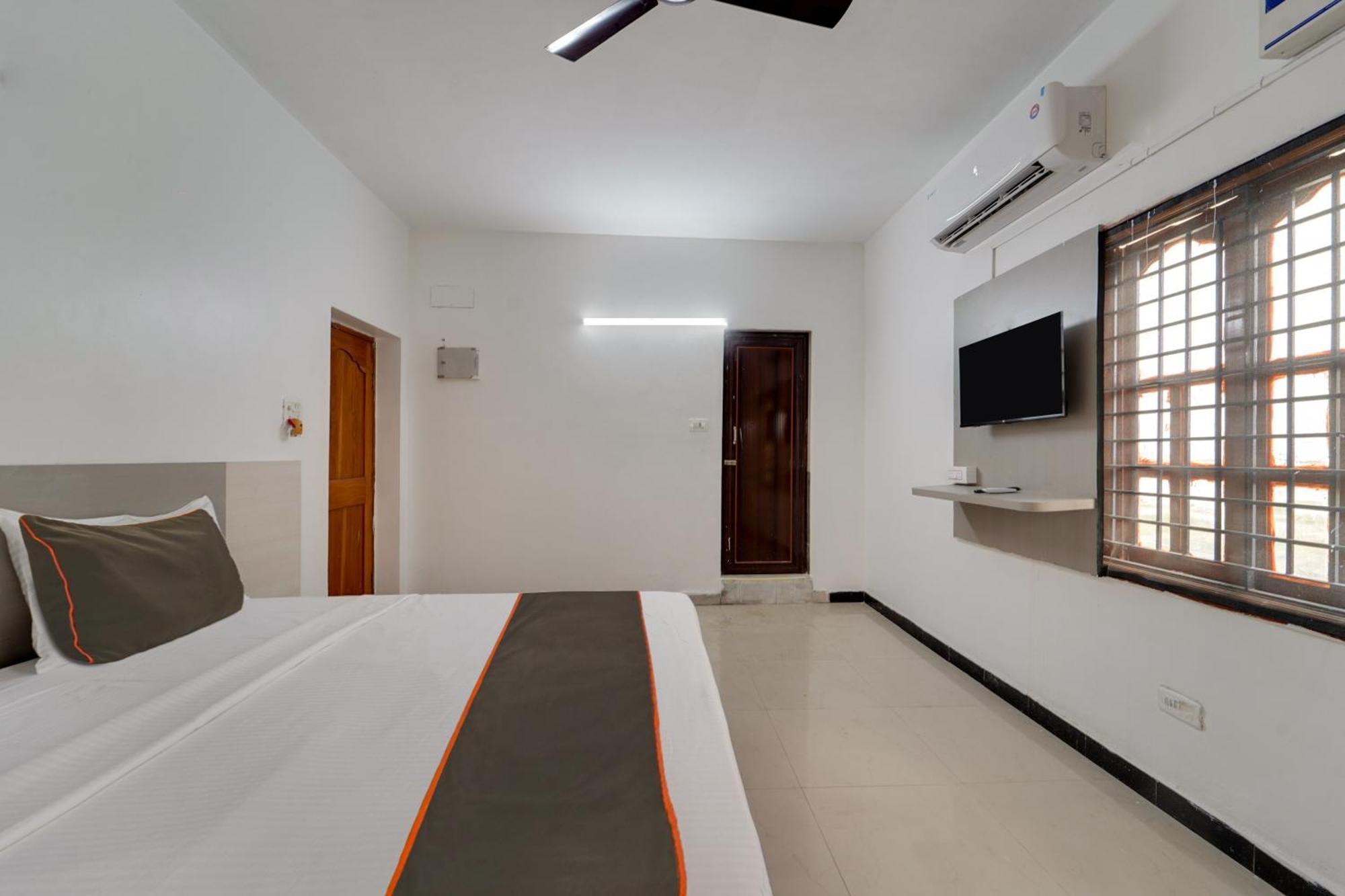 Collection O Mahika Homestay Tirupati Bagian luar foto