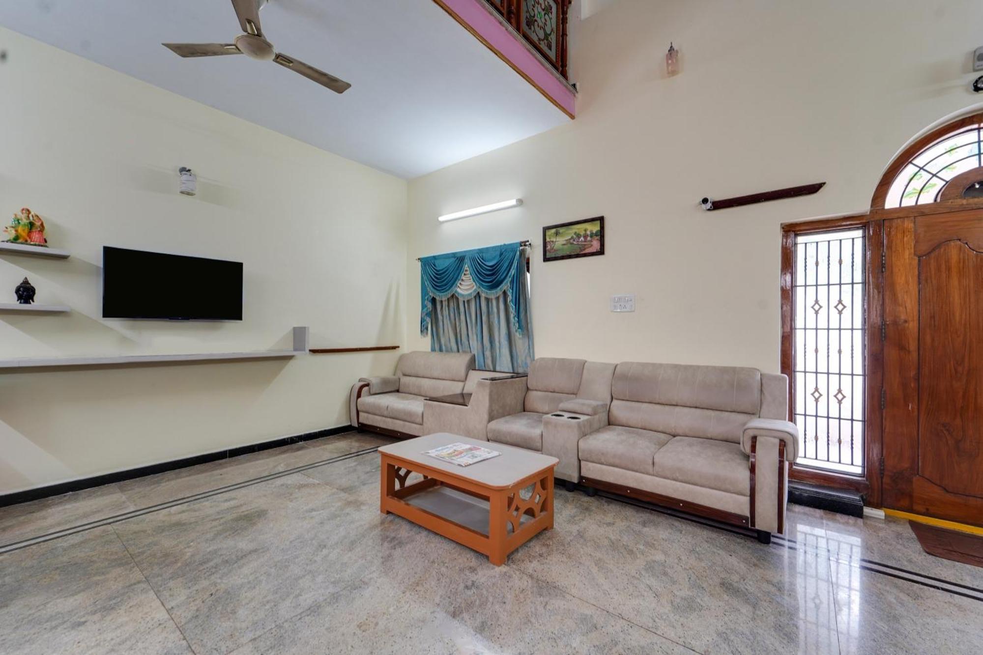Collection O Mahika Homestay Tirupati Bagian luar foto