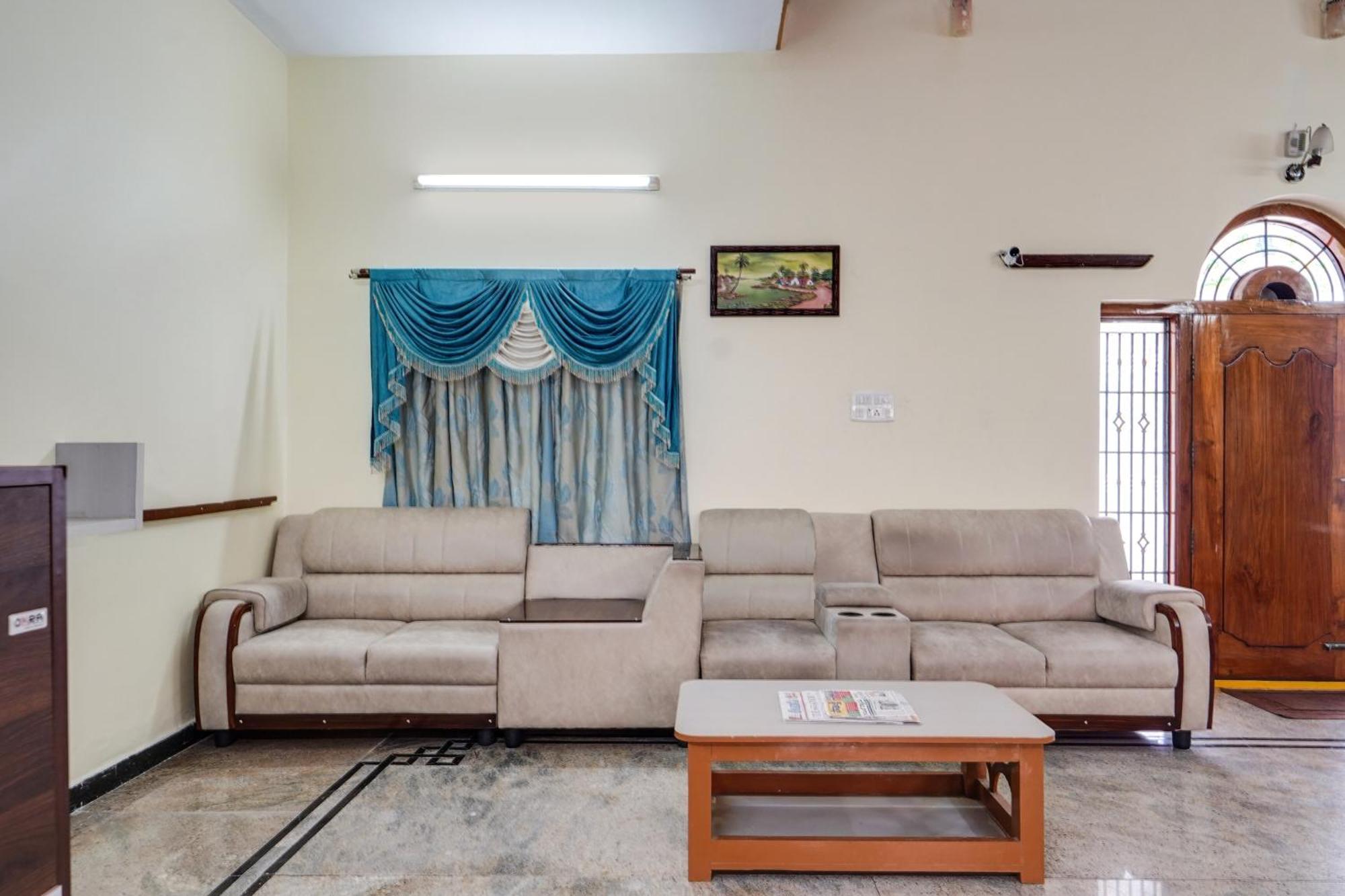 Collection O Mahika Homestay Tirupati Bagian luar foto